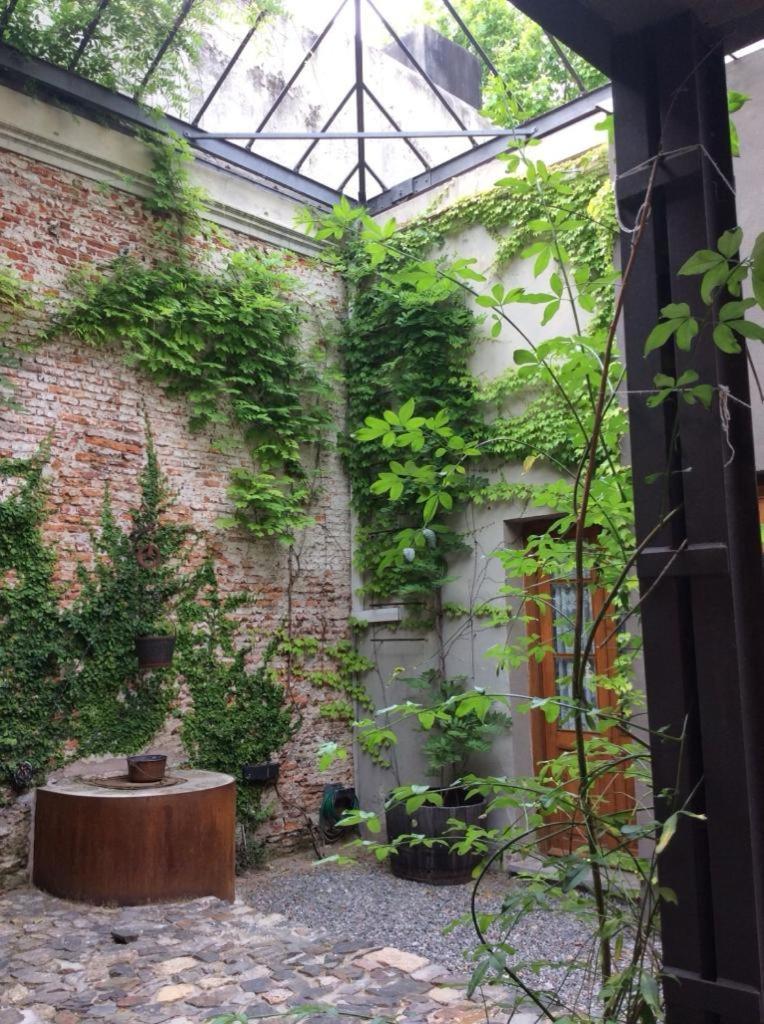 Las Glicinas Boutique Apartments コロニア・デル・サクラメント エクステリア 写真