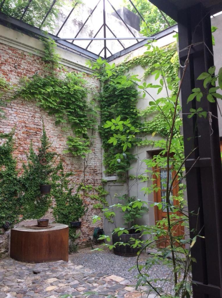 Las Glicinas Boutique Apartments コロニア・デル・サクラメント エクステリア 写真