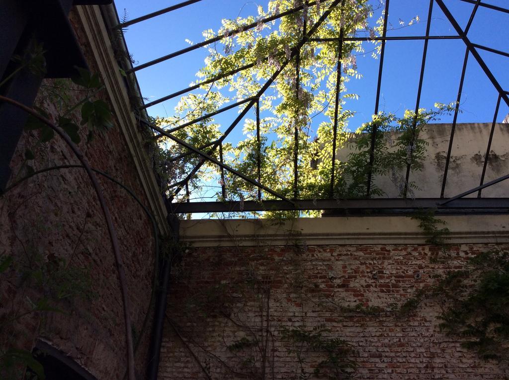Las Glicinas Boutique Apartments コロニア・デル・サクラメント エクステリア 写真