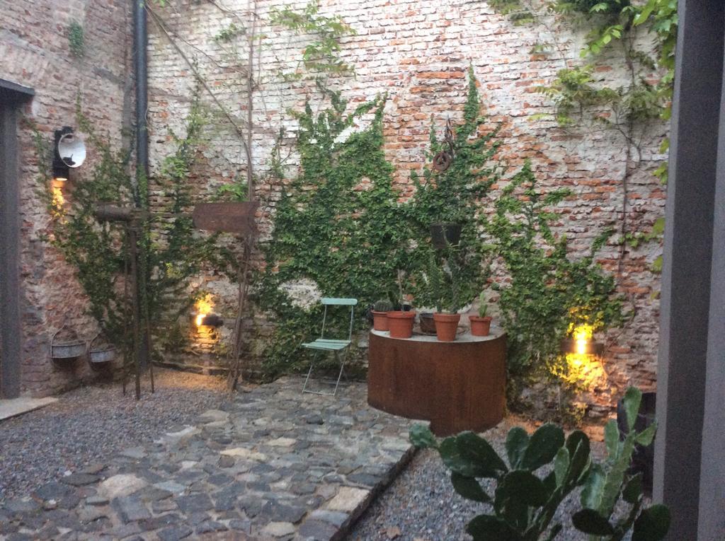 Las Glicinas Boutique Apartments コロニア・デル・サクラメント エクステリア 写真